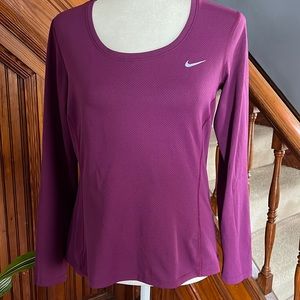 Nike Dri-Fit Long Sleeved Top Sz M